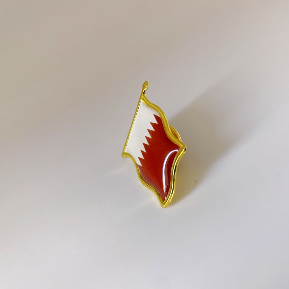 Pin de Lapela com a Bandeira d - Men'S Fashion Qatar avaliação e preço